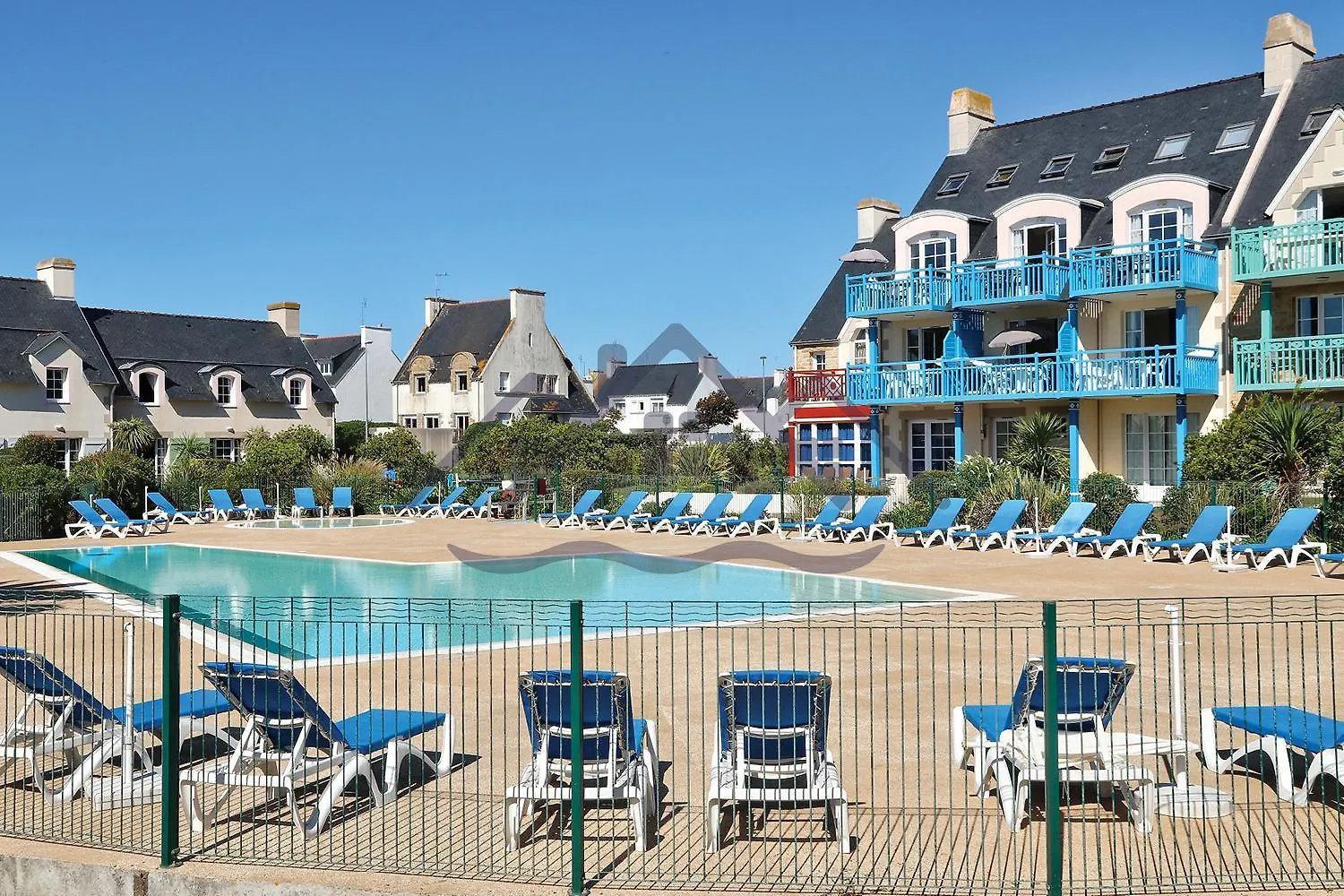 Localise - Maison D02 - Vue Mer - Acces Piscine - Wifi Inclus - Draps Et Lits Faits Inclus - Face A La Plage - Centre Et Port A 700M Guilvinec Semesterbostad
